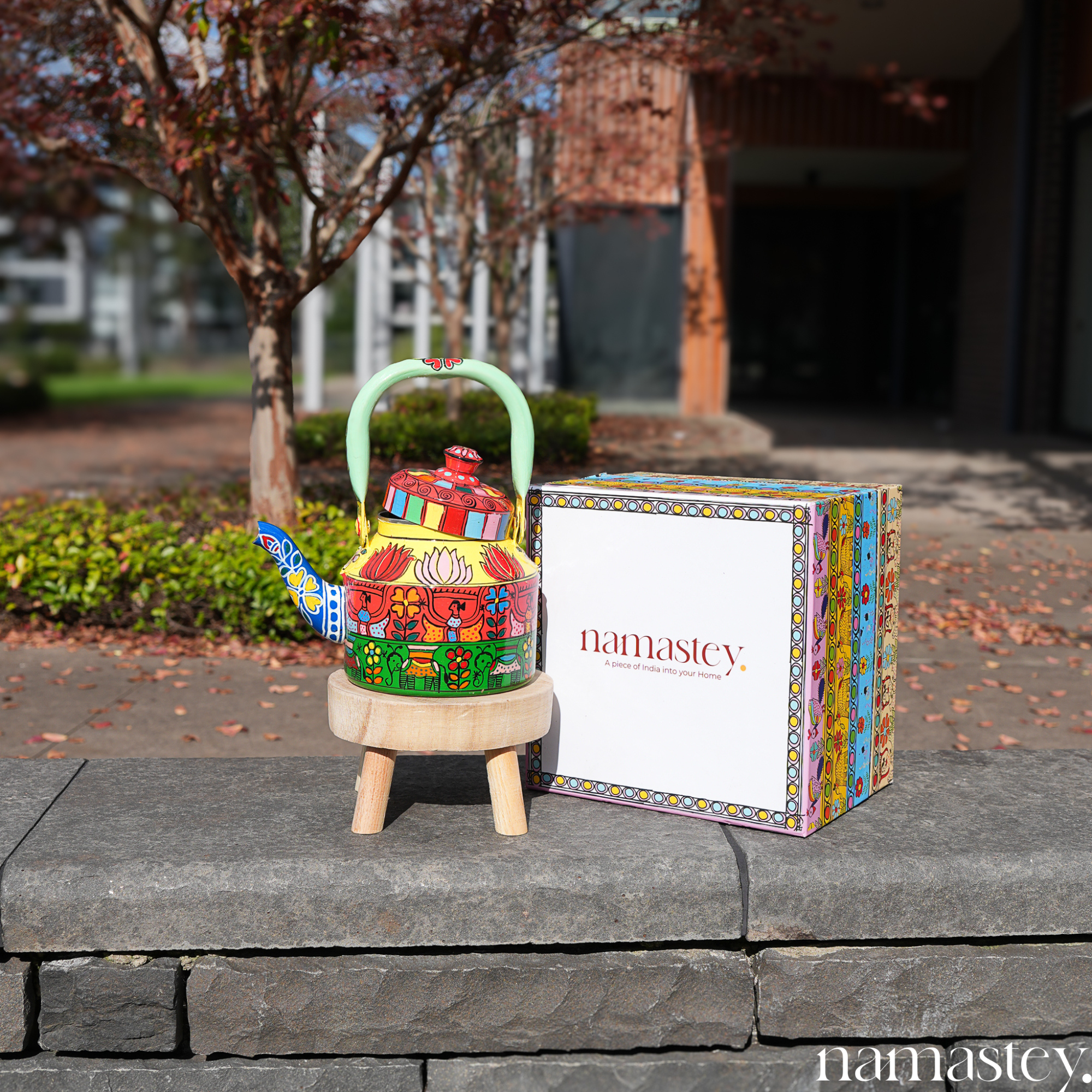 The Bazaar Bloom – Handpainted Stainless Steel Tea Kettle (1L)