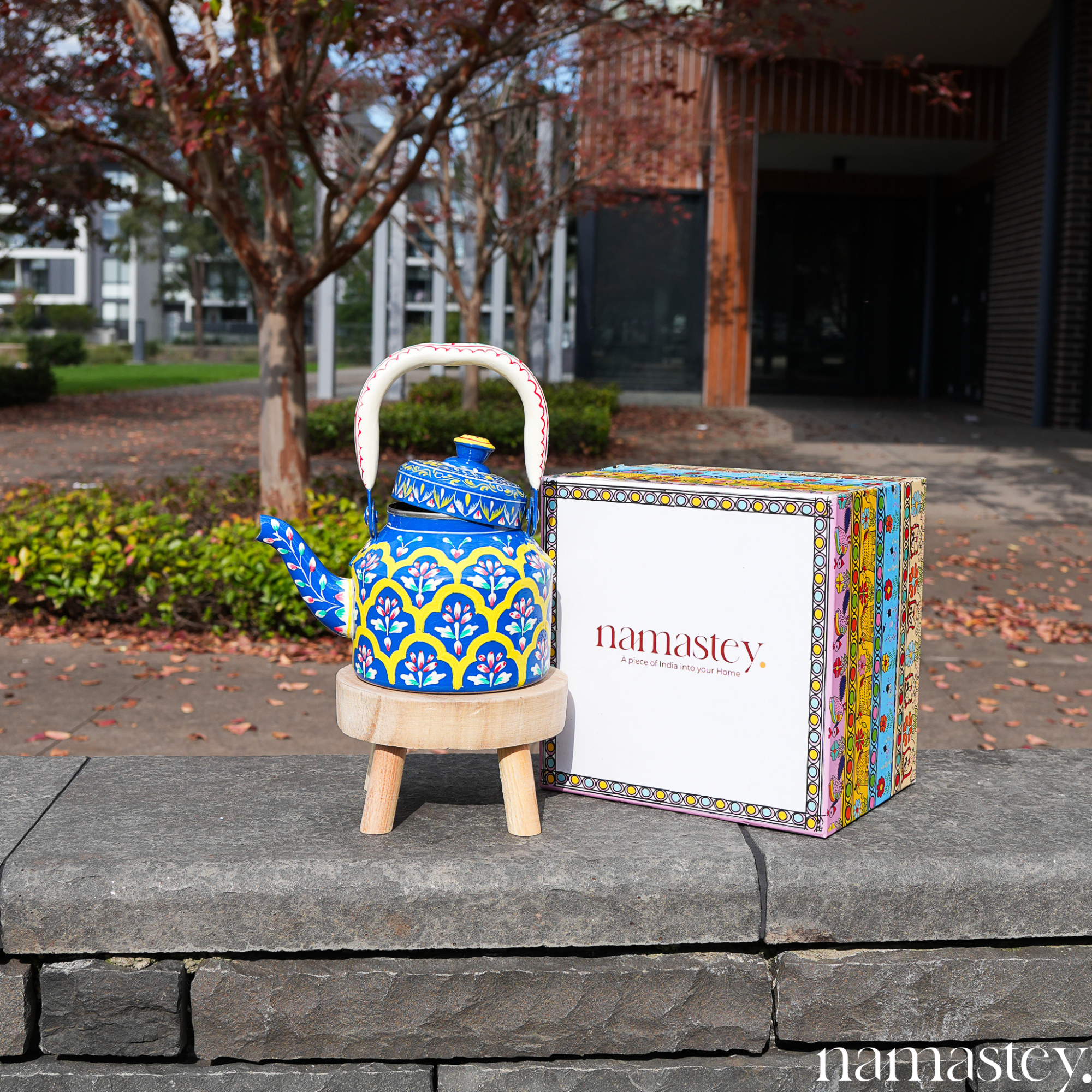 The Indigo Archway – Handpainted Stainless Steel Tea Kettle (1L)