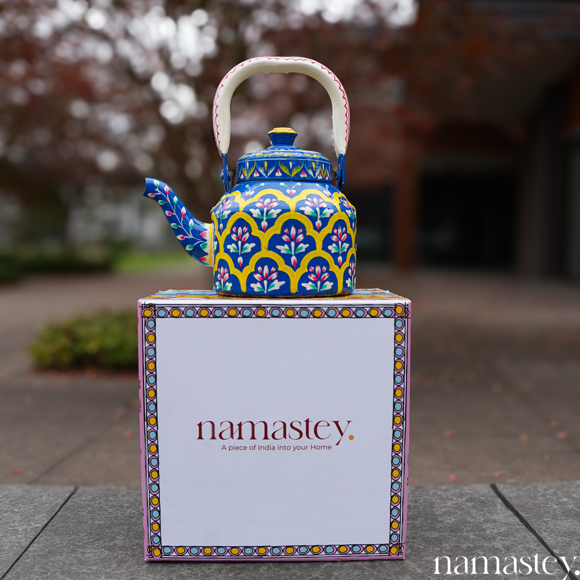 The Indigo Archway – Handpainted Stainless Steel Tea Kettle (1L)