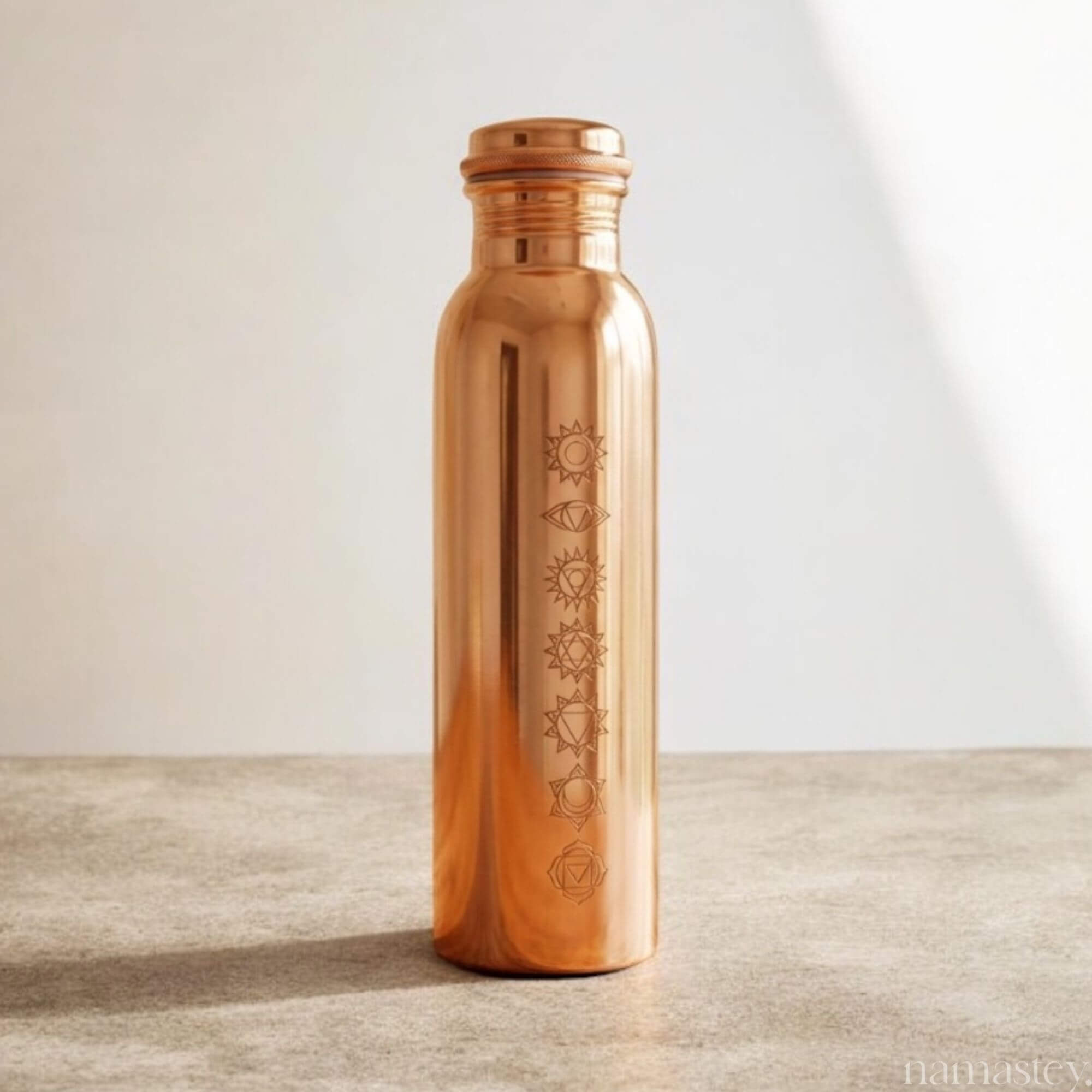 The Chakhra Copper Water Bottle (950ml)