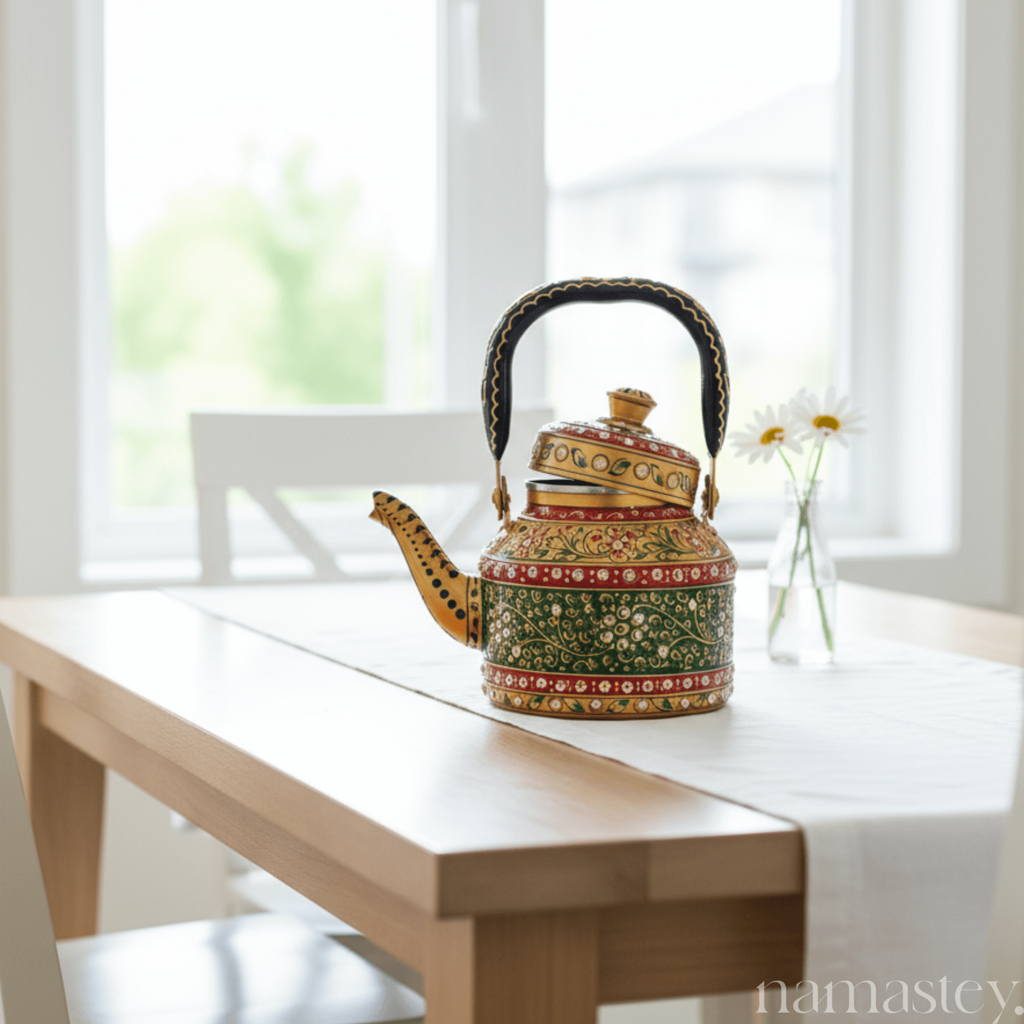The Royal Courtyard – Handpainted Stainless Steel Tea Kettle (1L)