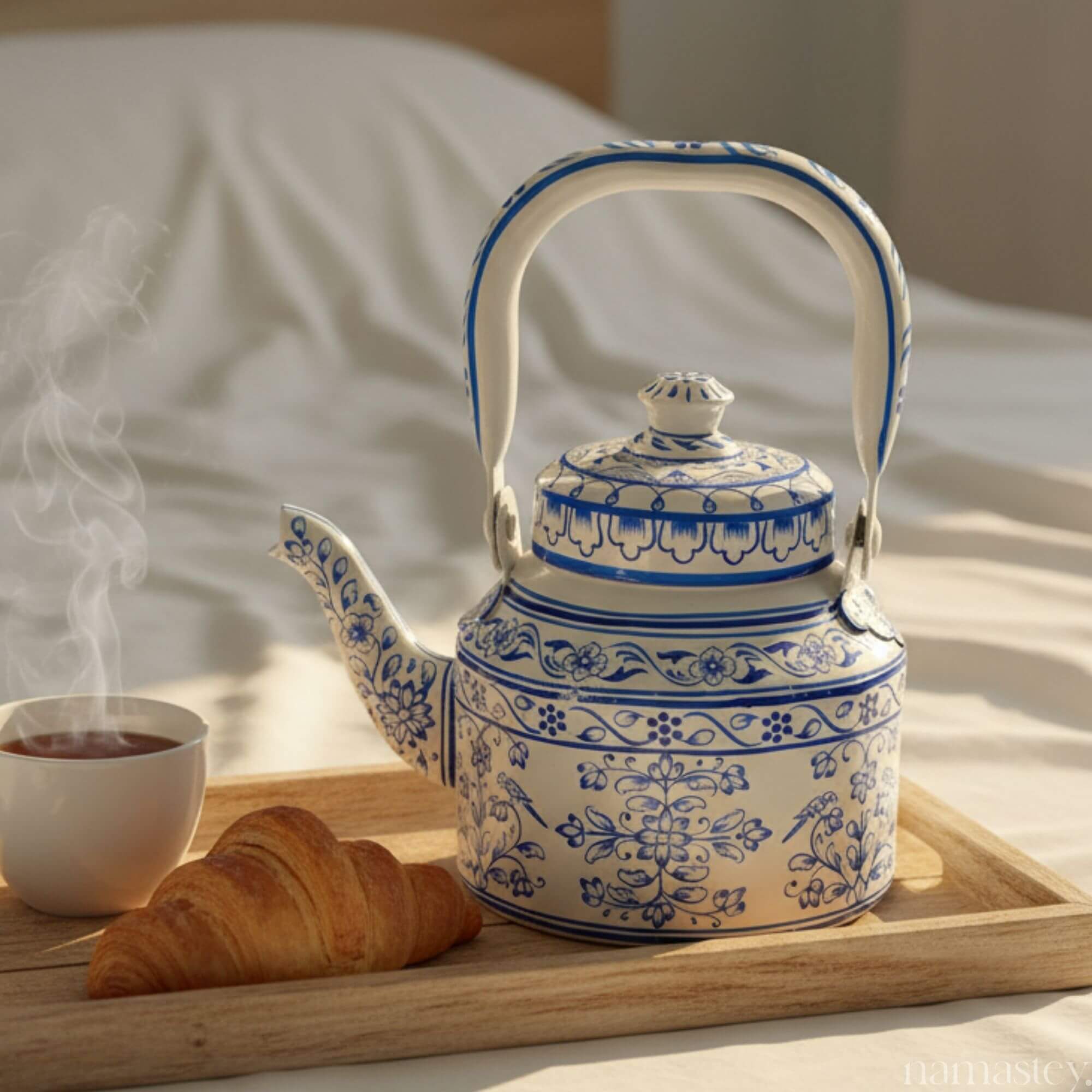 Midnight Indigo – Handpainted Stainless Steel Tea Kettle (1L)