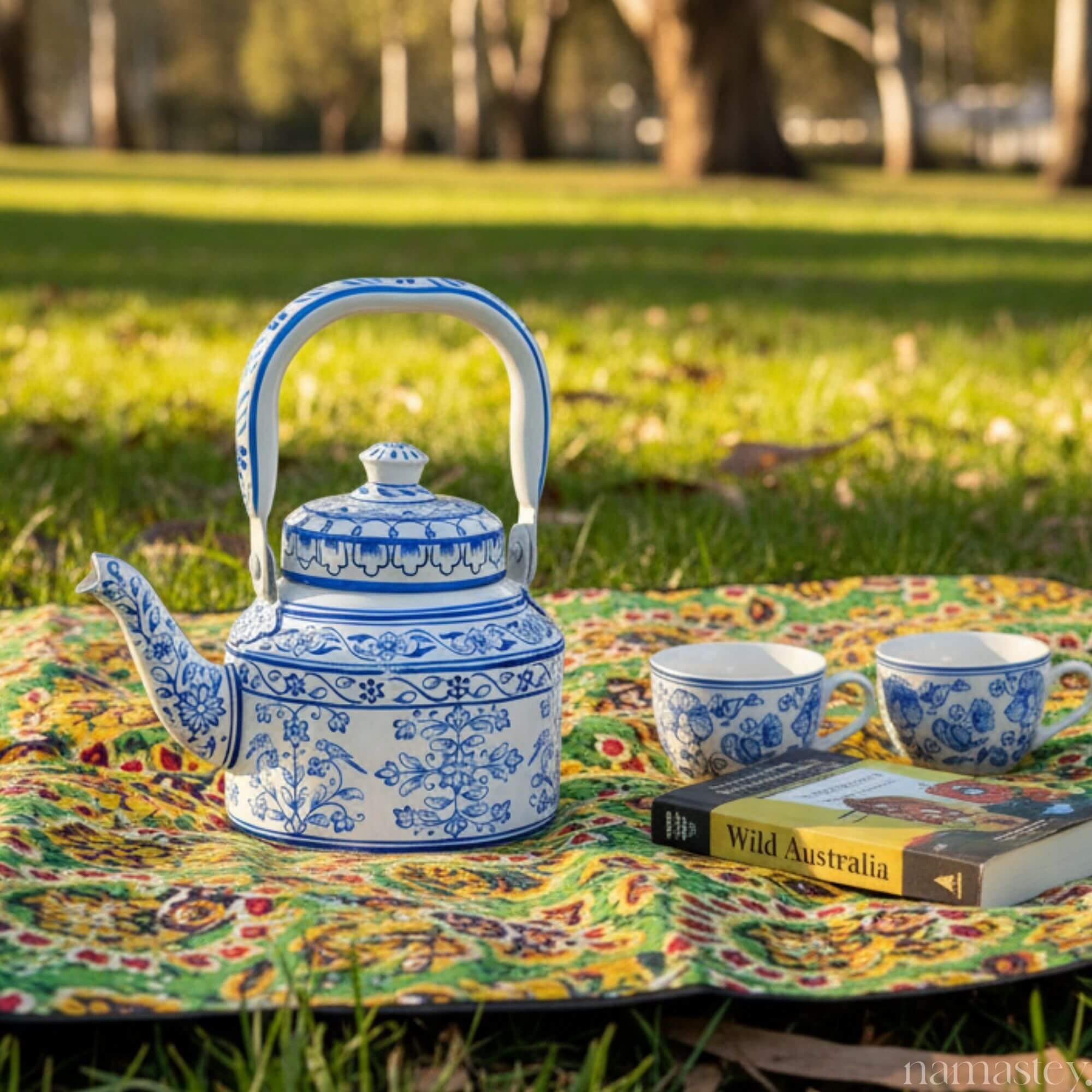 Midnight Indigo – Handpainted Stainless Steel Tea Kettle (1L)