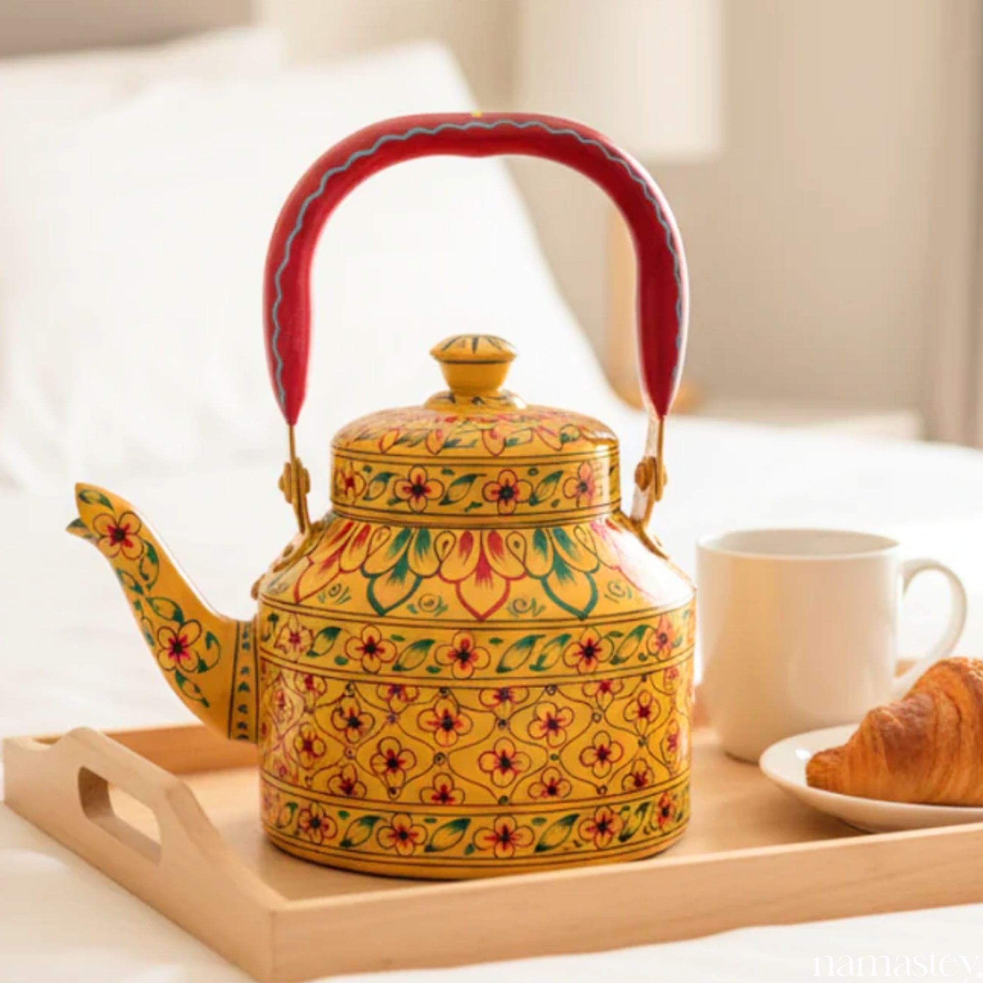 Sunburst Petals – Handpainted Stainless Steel Tea Kettle (1L)