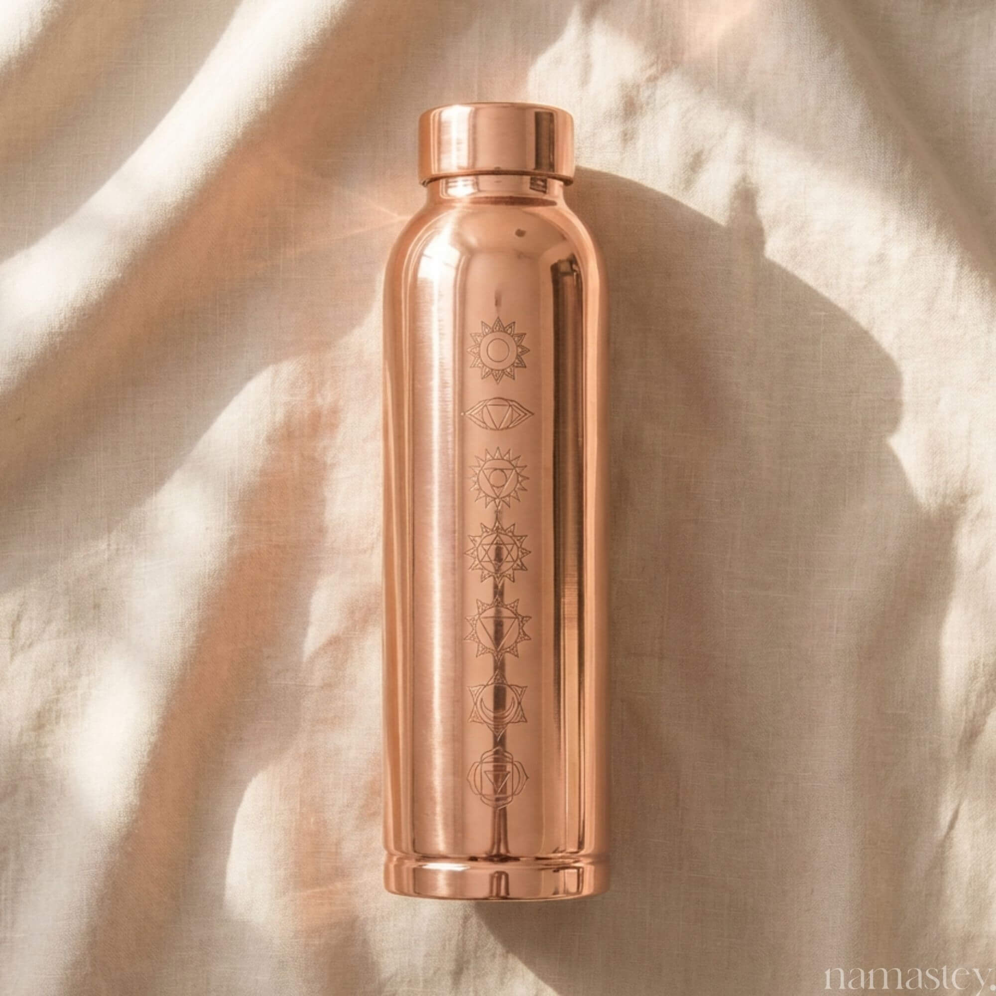 The Chakhra Copper Water Bottle (950ml)
