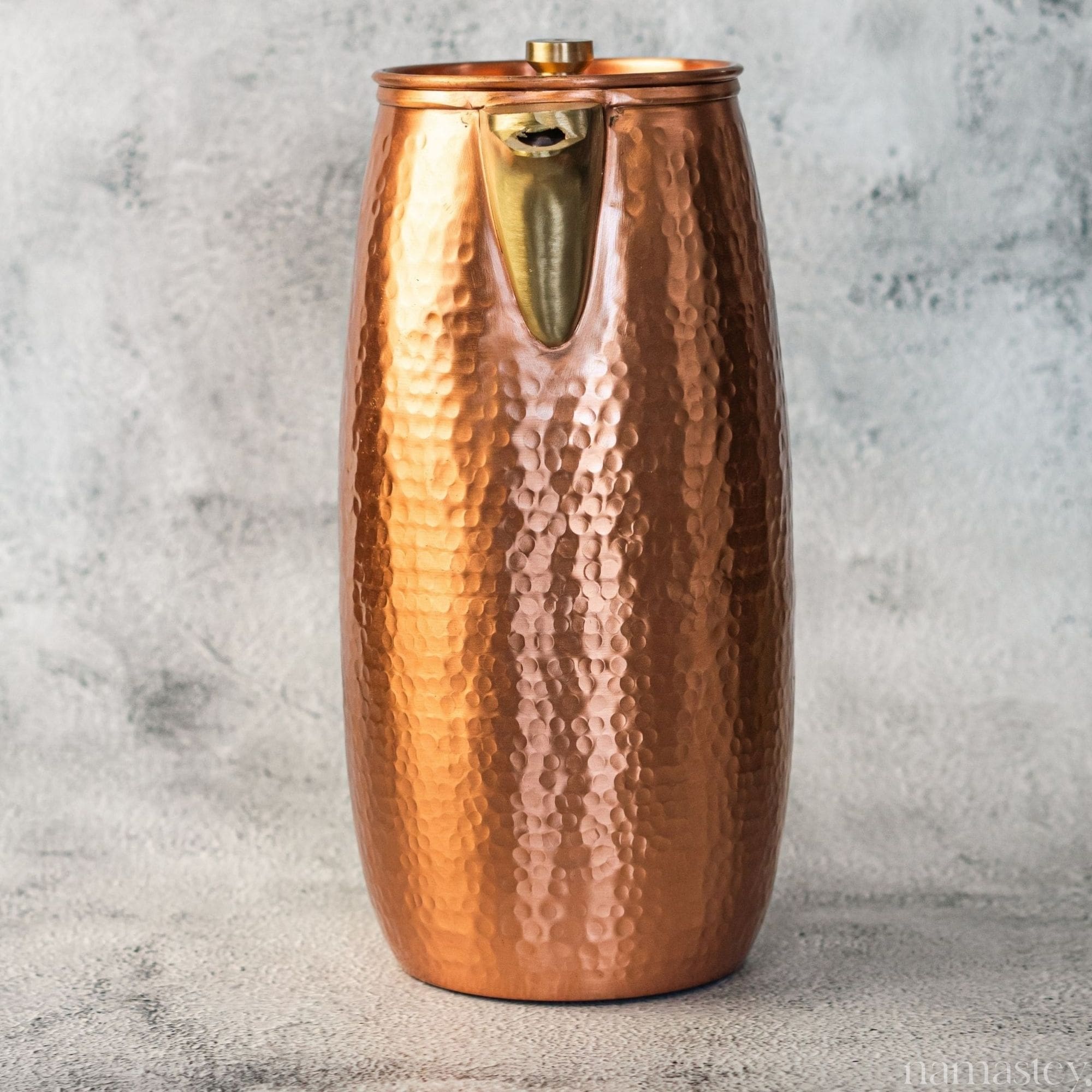 Tānbā Hammered Copper Jug (1.5 L)