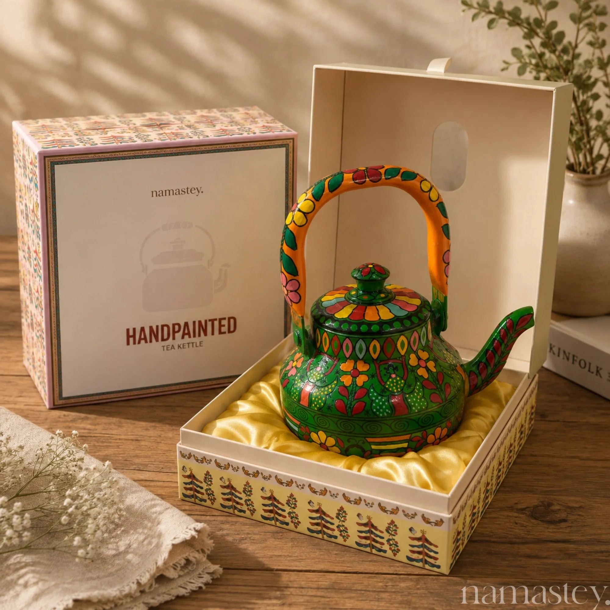 The Emerald Safari – Handpainted Stainless Steel Tea Kettle (1L)