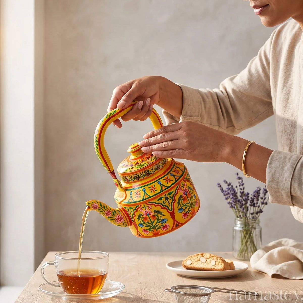 Basant Garden – Handpainted Stainless Steel Tea Kettle (1L)
