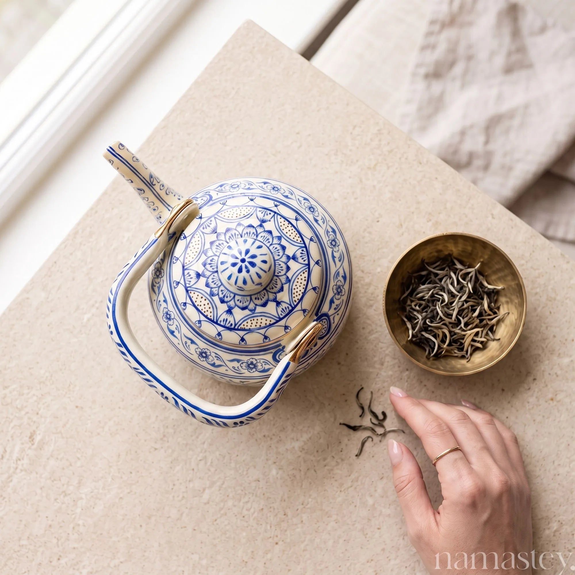 Midnight Indigo – Handpainted Stainless Steel Tea Kettle (1L)