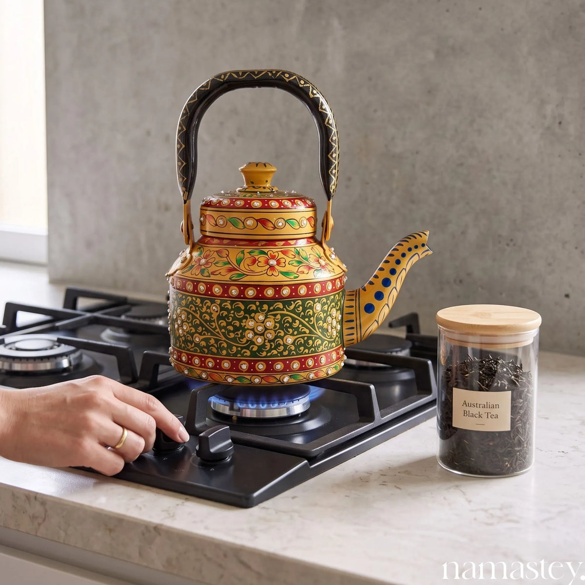 The Royal Courtyard – Handpainted Stainless Steel Tea Kettle (1L)