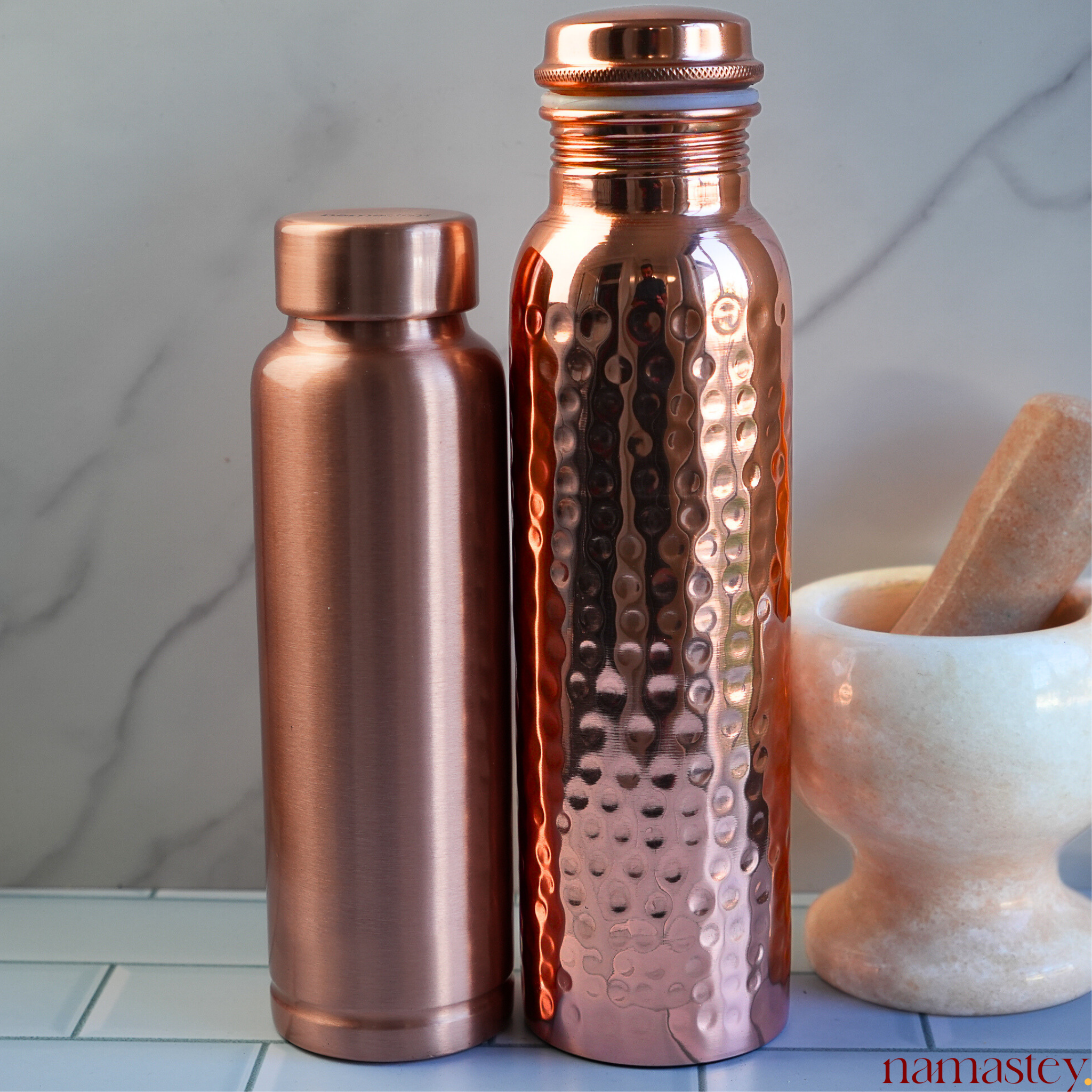 The Classic Hammered Copper Bottle (950ml)